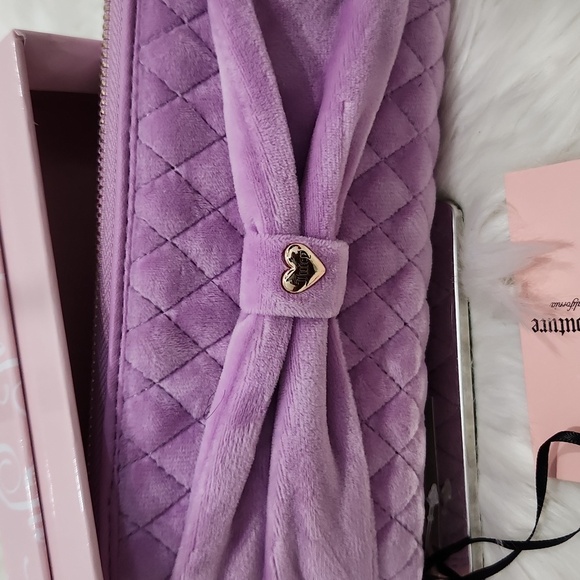 🔹️Juicy Couture "Tied With A Bow" Large Zip Around Violet Tulle Quilted Wallet - Picture 4 of 8